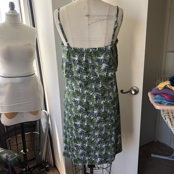 Tropical print pop over dress - Picture 3 of 3